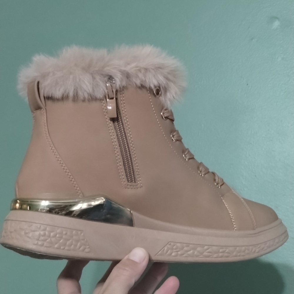NIB Tan BOOTS UNBRANDED SZ.8 WITH FUR - Picture 5 of 9